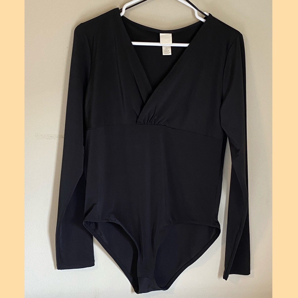Body Fitted Body Suit (Size Large)